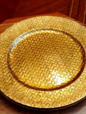 NEW IN BOX 8 Gold Charger Plates 13"